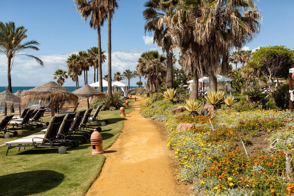 Bahia Beach Apartments Estepona Exterior photo