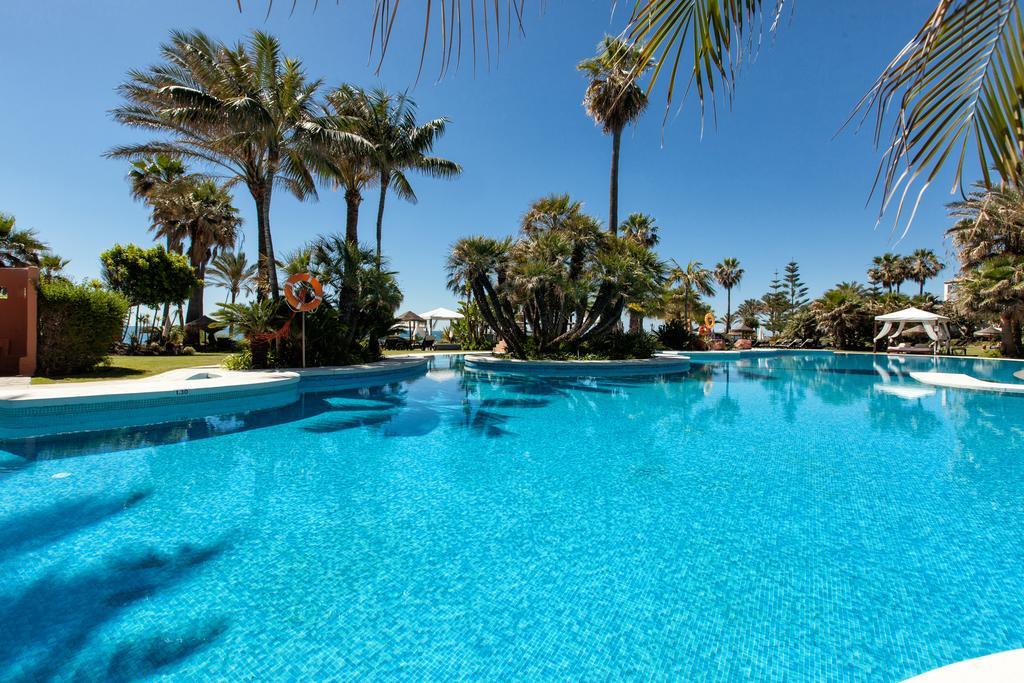 Bahia Beach Apartments Estepona Exterior photo
